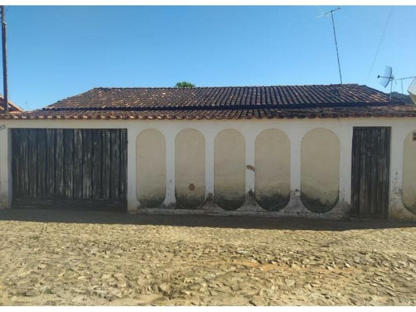 Foto 1 de 2: Casa em leilão em Grão Mogol - MG — Casa à venda em leilão