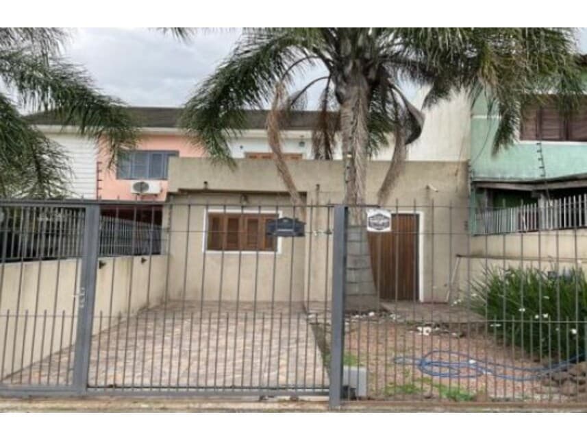 Casa em leilão em Cachoeirinha - RS — Casa à venda em leilão