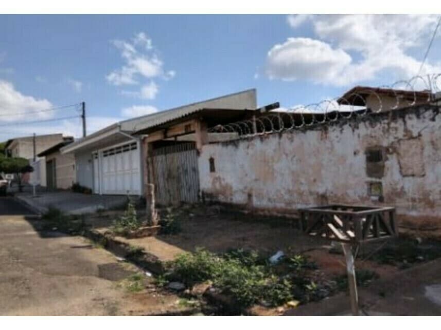 Casa em leilão em Bauru - SP — Casa à venda em leilão