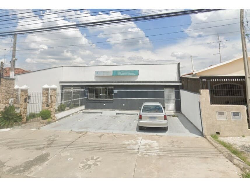 Casa em leilão em Campinas - SP — Casa à venda em leilão