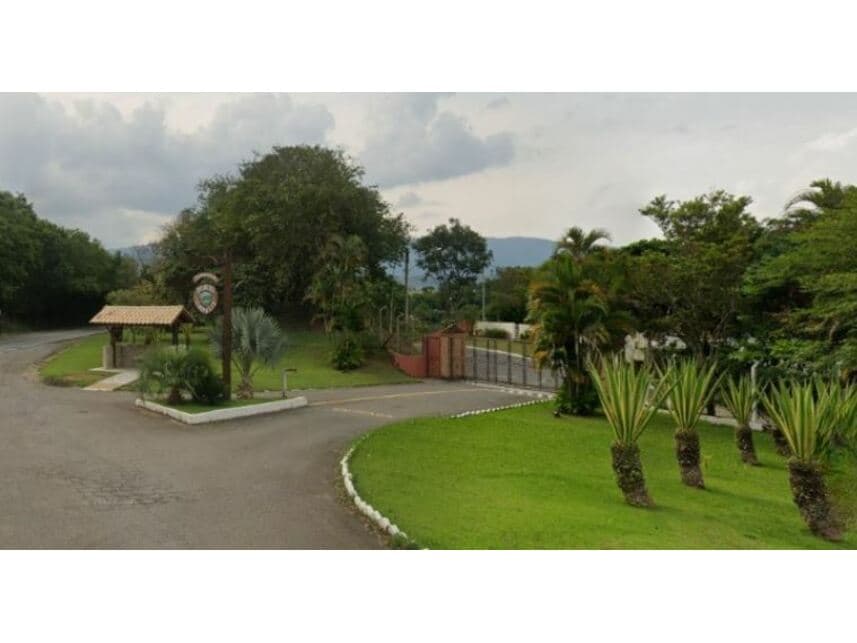 Foto 1 de 46: Terreno em leilão em Joanópolis - SP — Terreno c/benfeitorias à venda em leilão