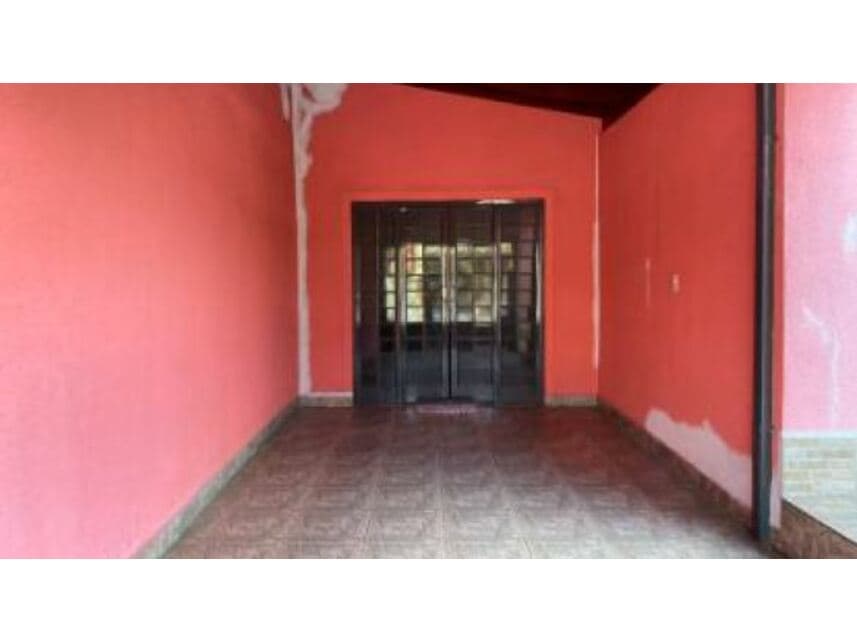 Foto 12 de 20: Casa em leilão em Botucatu - SP — Casa à venda em leilão