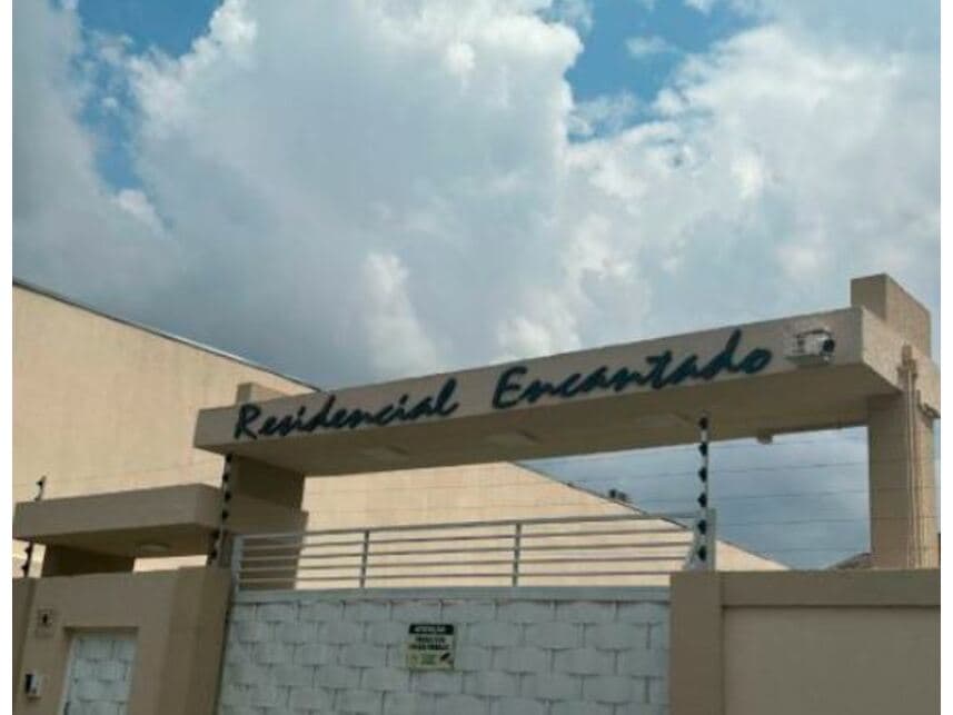 Foto 3 de 4: Casa em leilão em Curitiba - PR — Casa à venda em leilão