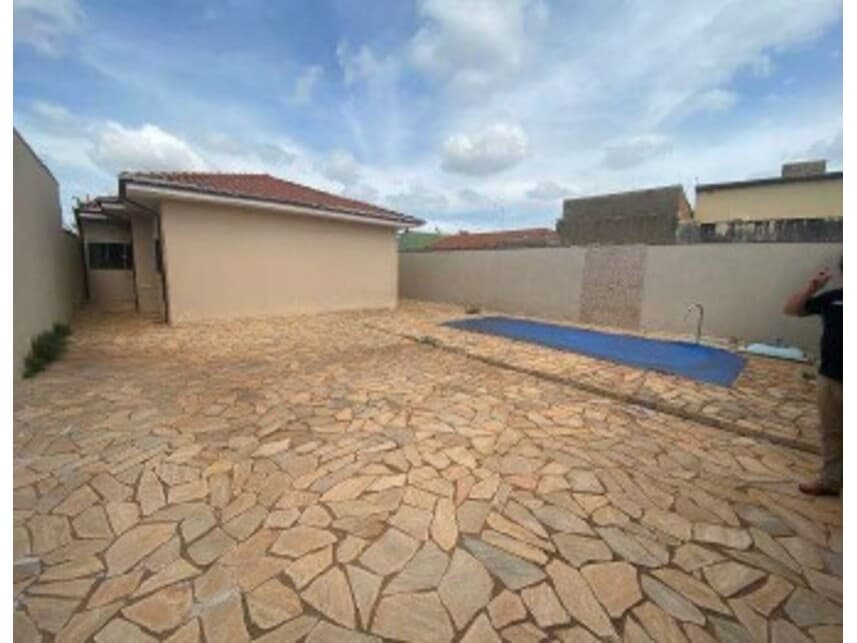Foto 18 de 18: Casa em leilão em Sales Oliveira - SP — Casa à venda em leilão