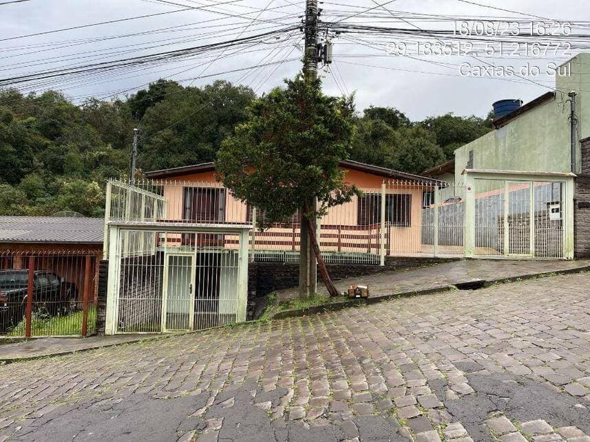 Apartamento em leilão em Caxias Do Sul - RS — Apartamento à venda em leilão