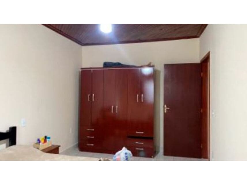 Foto 9 de 20: Casa em leilão em Botucatu - SP — Casa à venda em leilão