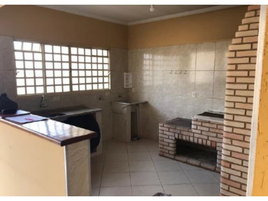 Foto 3 de 14: Casa em leilão em Araras - SP — Casa à venda em leilão
