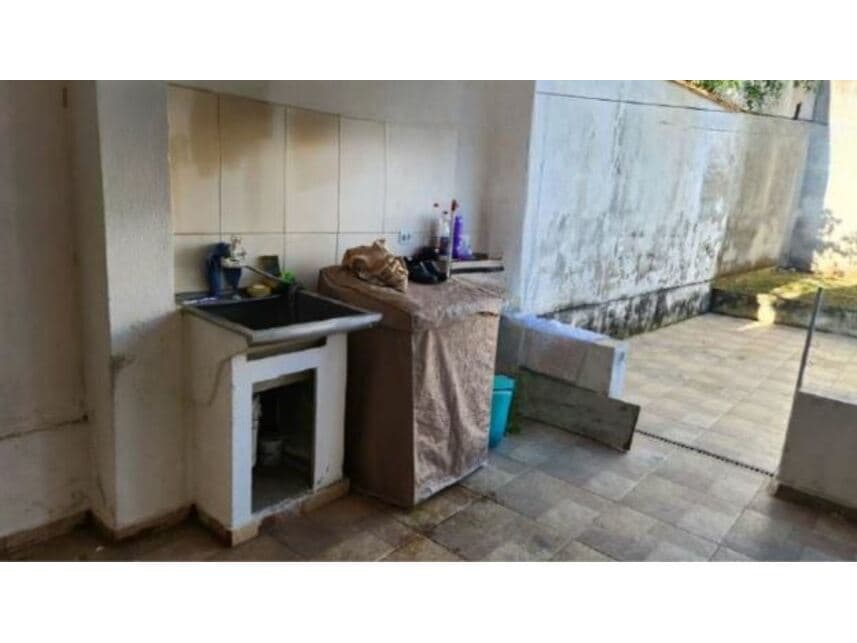 Foto 24 de 28: Casa em leilão em Taubaté - SP — Sobrados à venda em leilão
