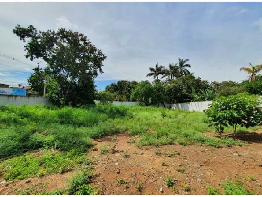 Foto 3 de 13: Casa em leilão em Sete Lagoas - MG — Casa à venda em leilão