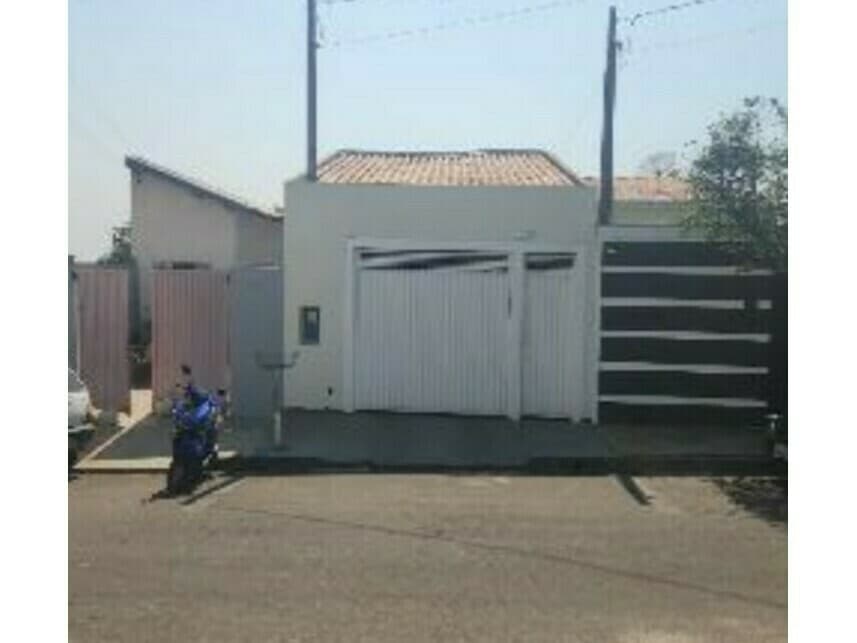 Casa em leilão em Promissão - SP — Casa à venda em leilão