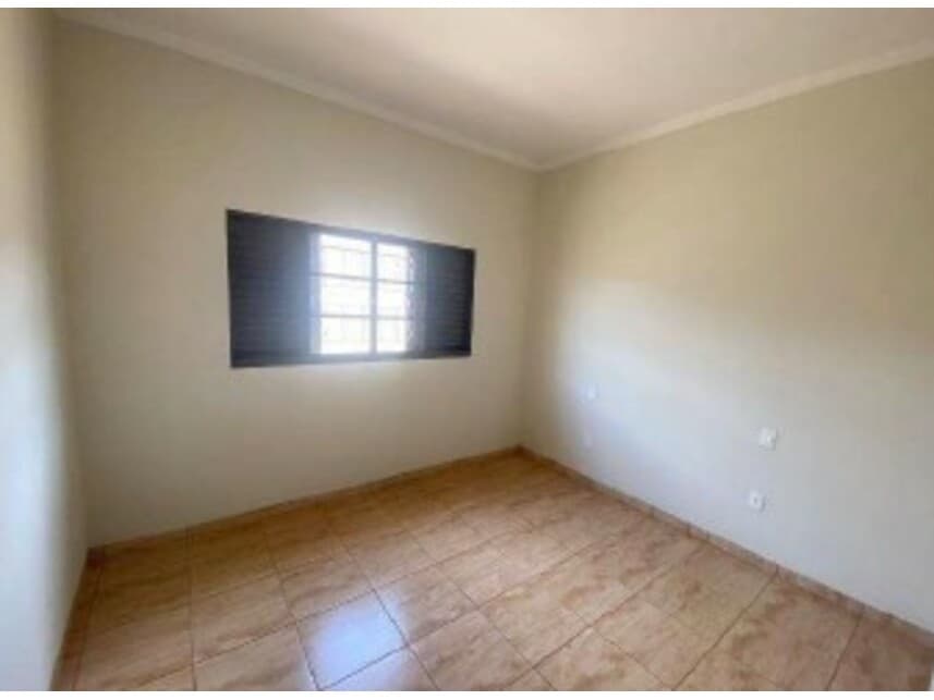 Foto 12 de 18: Casa em leilão em Sales Oliveira - SP — Casa à venda em leilão