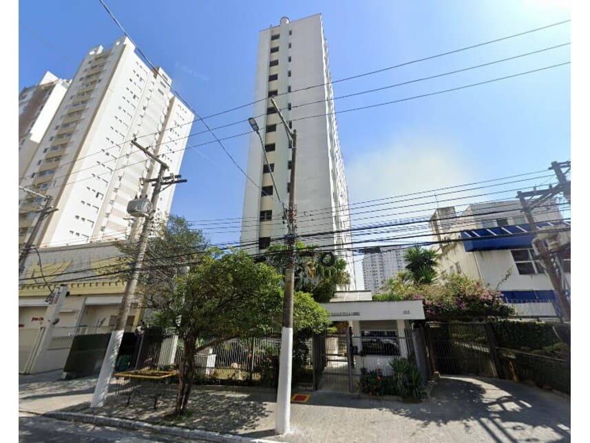 Apartamento em leilão em São Paulo - SP — Apartamento à venda em leilão