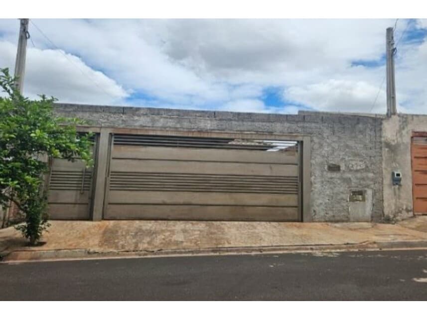 Casa em leilão em Ribeirão Preto - SP — Casa à venda em leilão