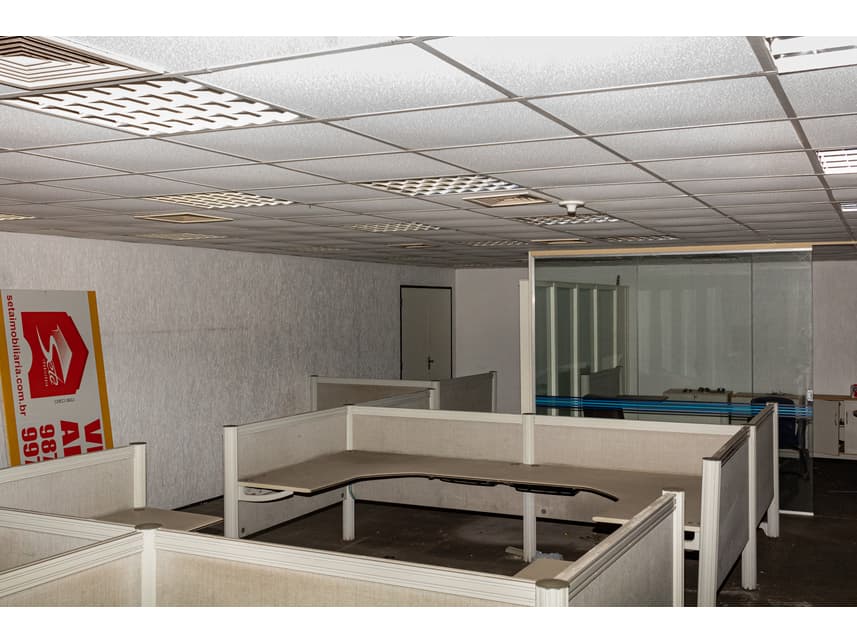 Foto 34 de 38: Comercial em leilão em Fortaleza - CE — Prédio Comercial à venda em leilão