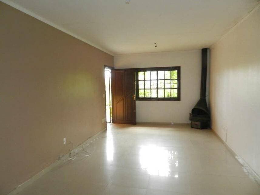Foto 7 de 13: Casa em leilão em Porto Alegre - RS — Casa à venda em leilão