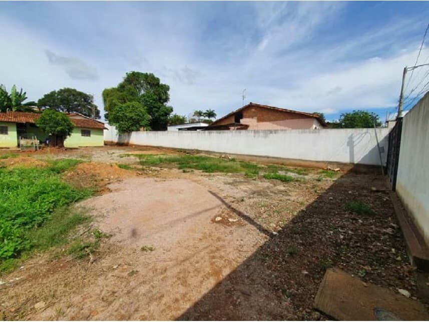 Foto 5 de 13: Casa em leilão em Sete Lagoas - MG — Casa à venda em leilão