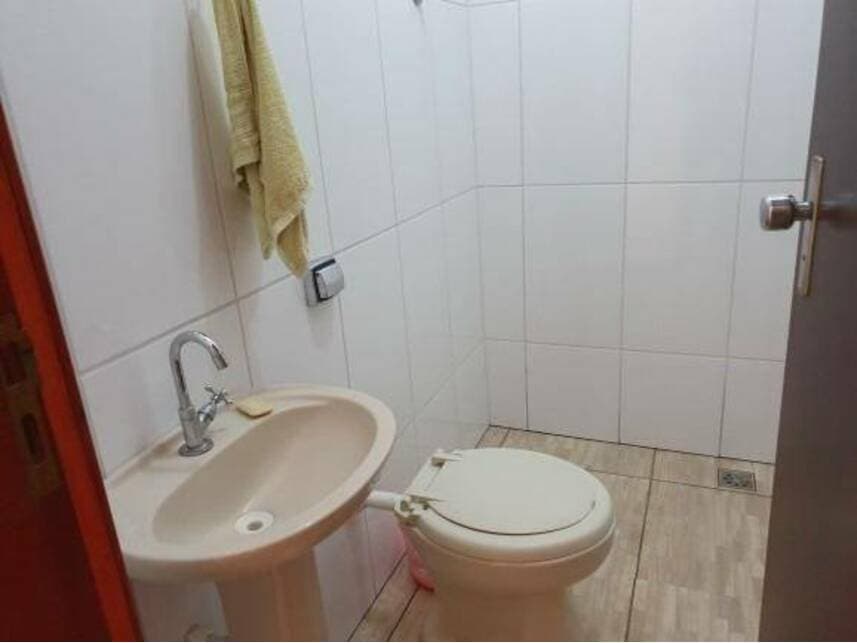 Foto 7 de 10: Casa em leilão em Bauru - SP — Casa à venda em leilão