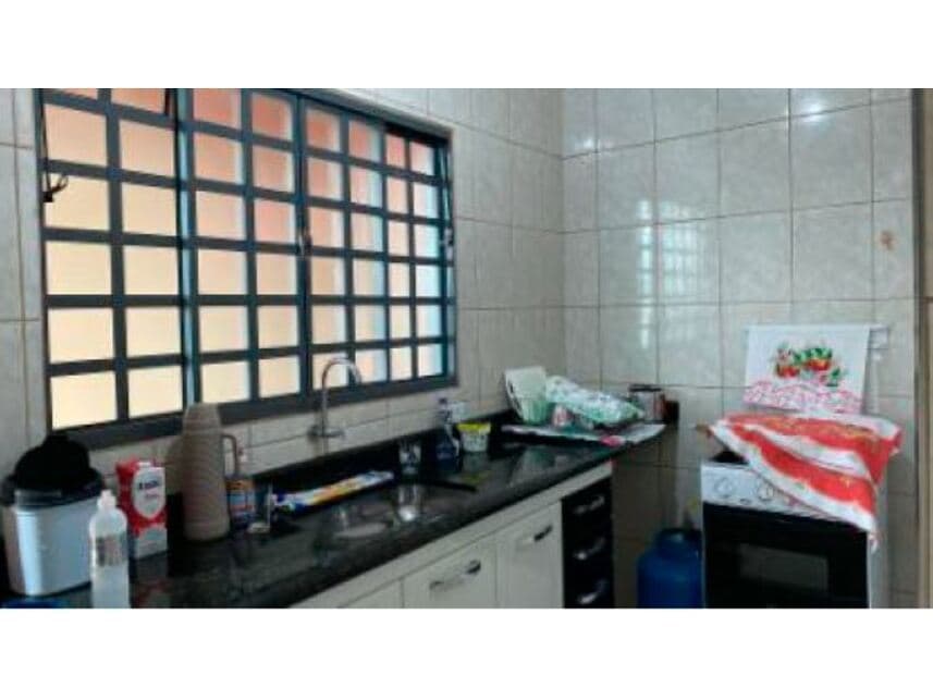 Foto 10 de 20: Casa em leilão em Botucatu - SP — Casa à venda em leilão