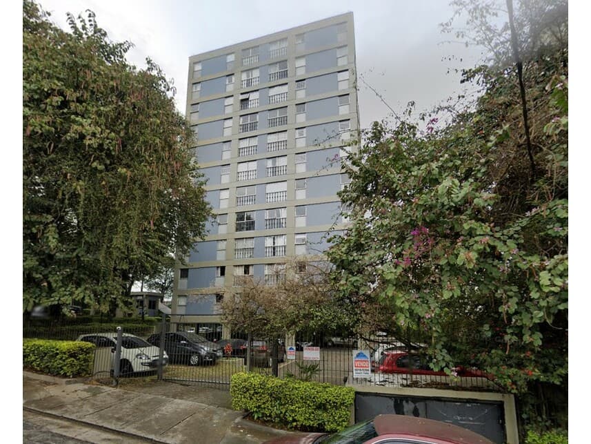 Apartamento em leilão em São Paulo - SP — Apartamento à venda em leilão