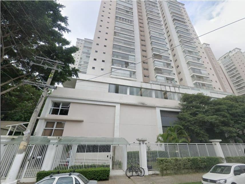 Apartamento em leilão em São Paulo - SP — Apartamento à venda em leilão