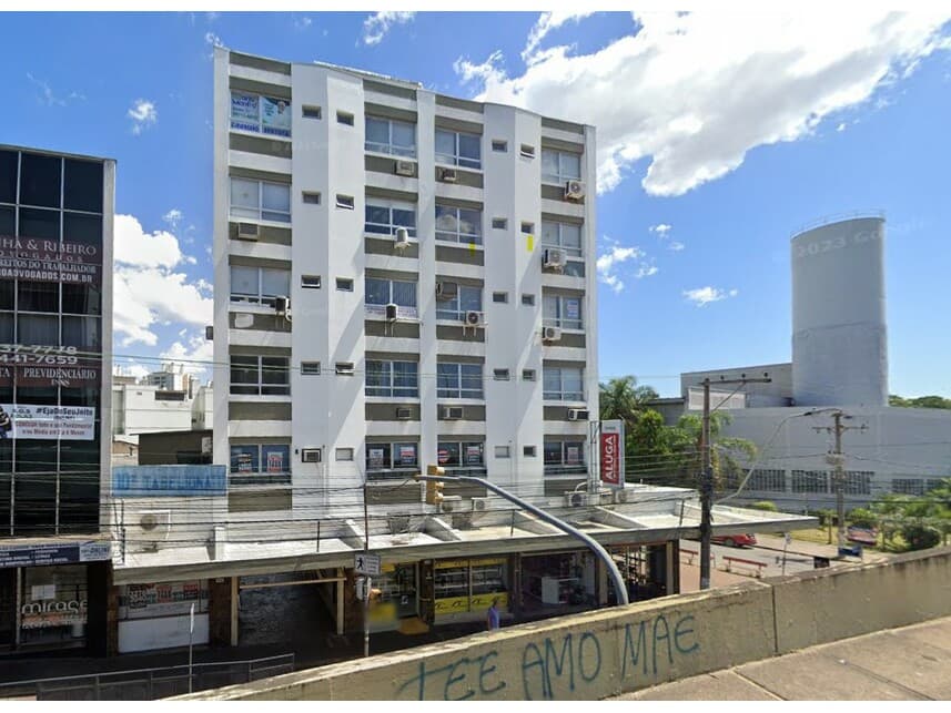 Comercial em leilão em Porto Alegre - RS — Sala Comercial à venda em leilão