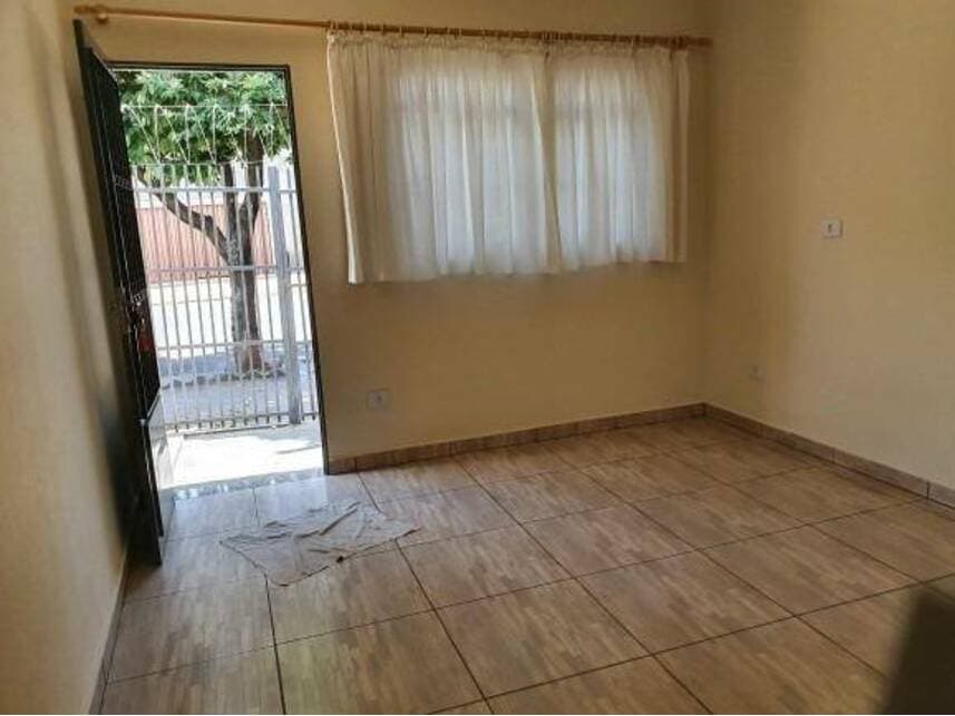 Foto 3 de 10: Casa em leilão em Bauru - SP — Casa à venda em leilão