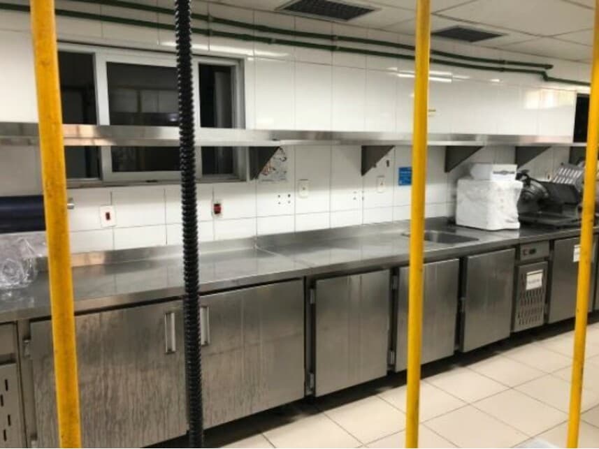 Foto 10 de 11: Comercial em leilão em Santana De Parnaíba - SP — Prédio Comercial à venda em leilão