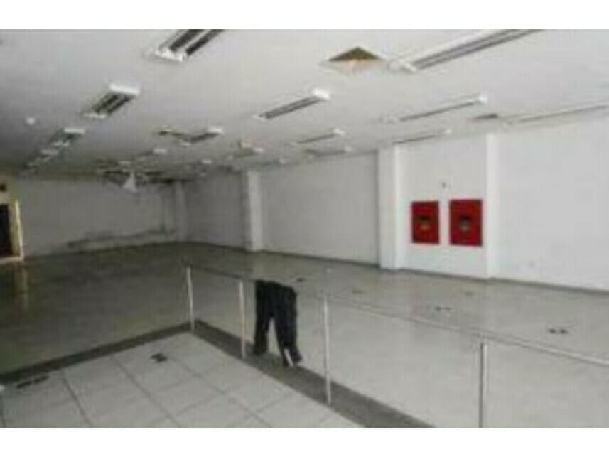 Foto 4 de 9: Comercial em leilão em Porto Alegre - RS — Imóvel Comercial à venda