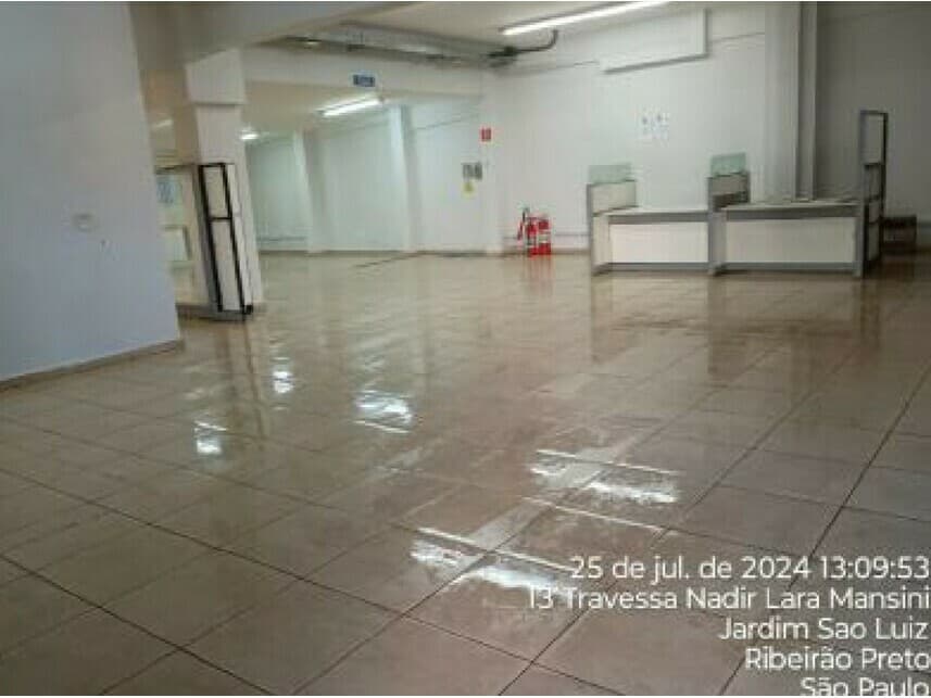 Foto 3 de 15: Comercial em leilão em Ribeirão Preto - SP — Imóvel Comercial à venda