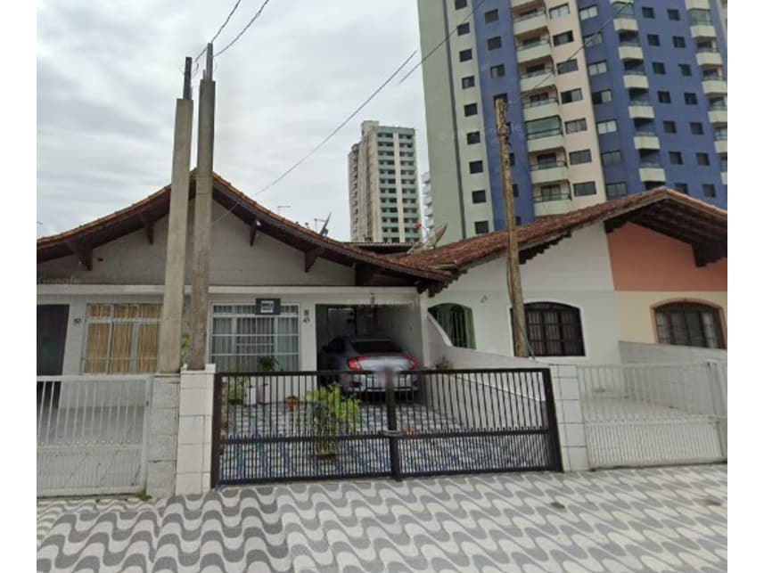 Foto 1 de 2: Casa em leilão em Praia Grande - SP — Casa à venda em leilão