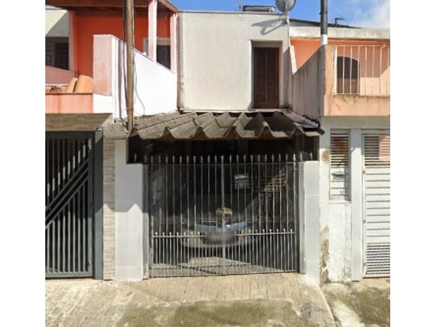 Casa em leilão em Taboão Da Serra - SP — Casa à venda em leilão