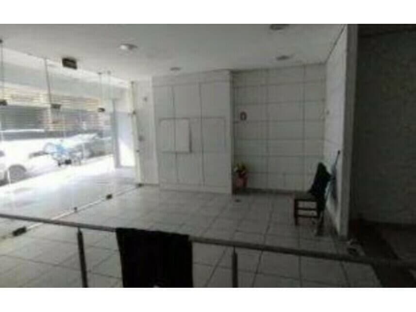 Foto 3 de 9: Comercial em leilão em Porto Alegre - RS — Imóvel Comercial à venda