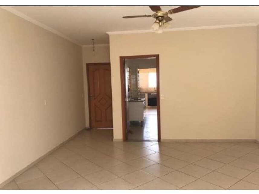 Foto 9 de 14: Casa em leilão em Araras - SP — Casa à venda em leilão