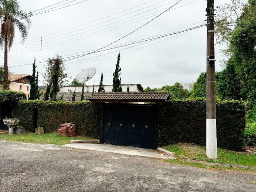 Foto 1 de 29: Casa em leilão em Mairiporã - SP — Casa à venda em leilão