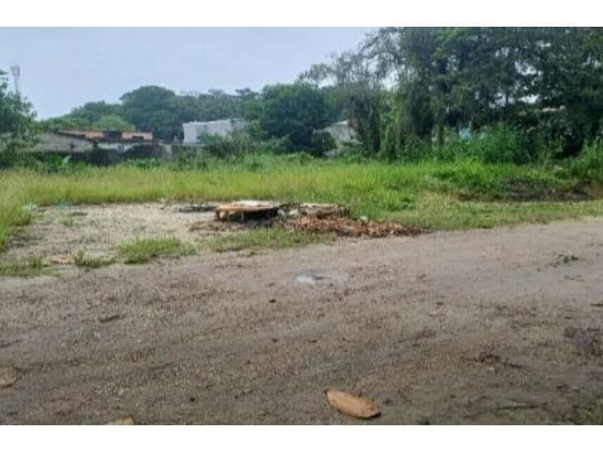 Foto 1 de 4: Terreno em leilão em Magé - RJ — Terreno à venda em leilão