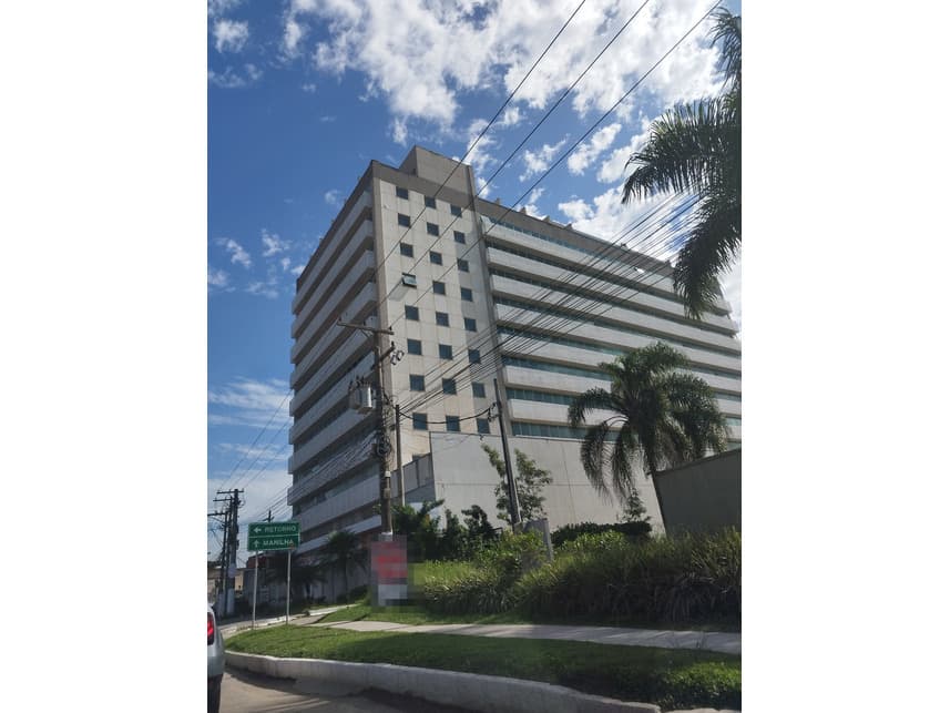Foto 1 de 20: Comercial em leilão em Itaboraí - RJ — Sala Comercial à venda