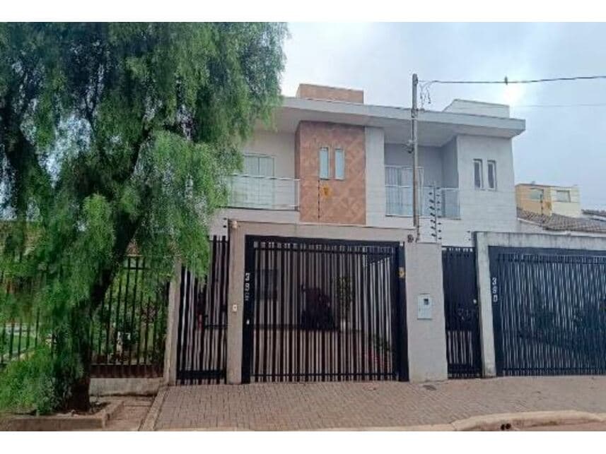 Foto 1 de 2: Casa em leilão em Cascavel - PR — Casa à venda em leilão