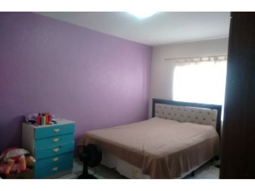 Foto 6 de 11: Casa em leilão em Londrina - PR — Casa à venda em leilão