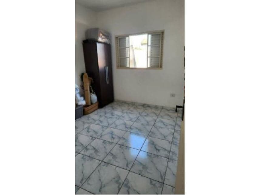 Foto 18 de 28: Casa em leilão em Taubaté - SP — Sobrados à venda em leilão