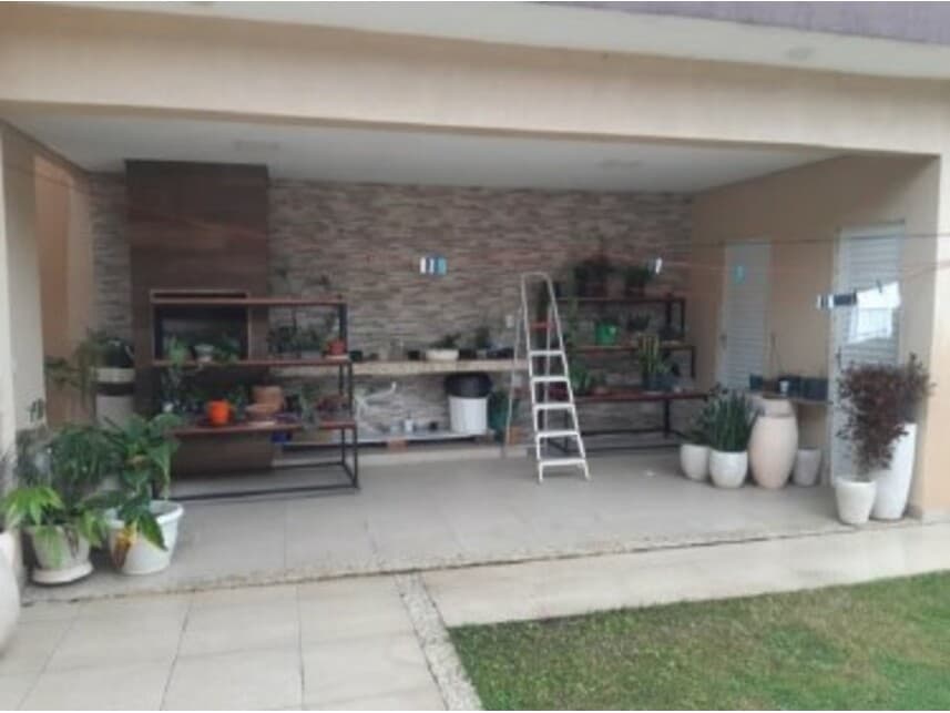 Foto 8 de 17: Casa em leilão em Itaguaí - RJ — Casa à venda em leilão