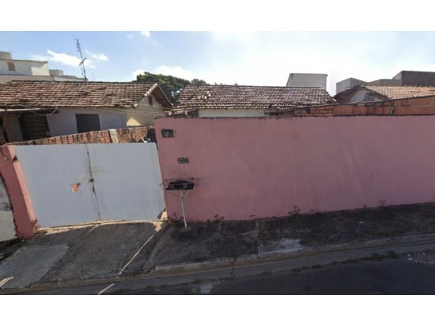 Casa em leilão em Piracicaba - SP — Casa à venda em leilão