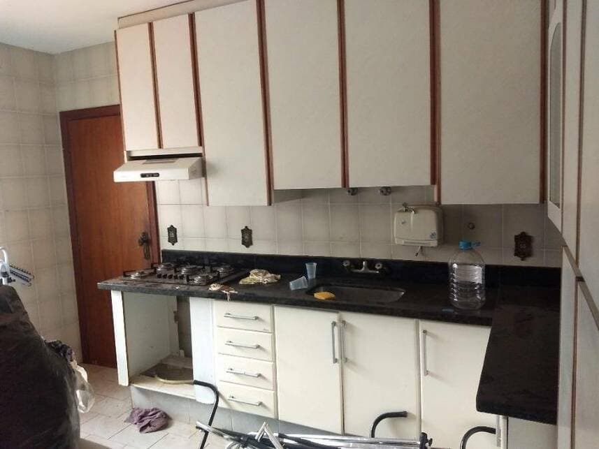 Foto 7 de 14: Casa em leilão em Londrina - PR — Casa à venda em leilão