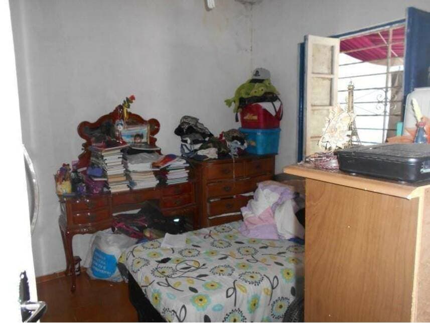 Foto 12 de 16: Casa em leilão em Nova Iguaçu - RJ — Casa à venda em leilão