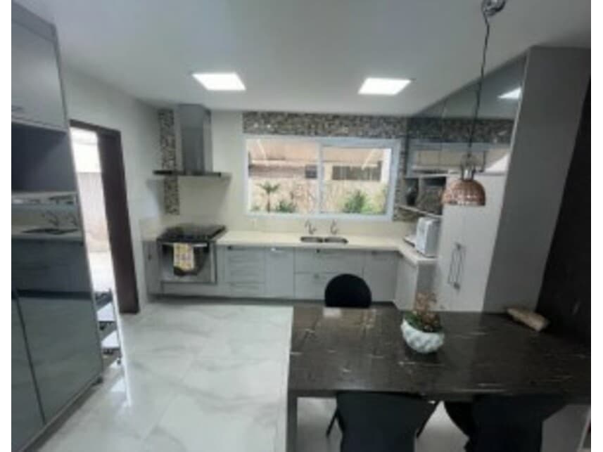 Foto 6 de 21: Casa em leilão em Natal - RN — Casa à venda em leilão