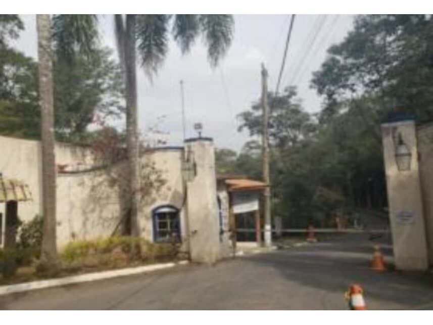 Foto 1 de 43: Casa em leilão em Cotia - SP — Casa à venda em leilão