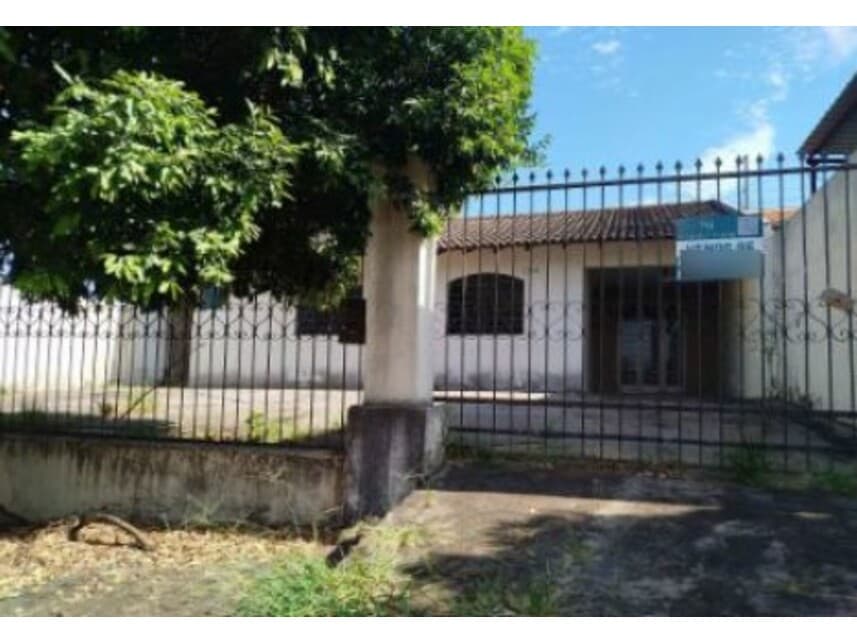 Foto 1 de 3: Casa em leilão em Maringá - PR — Casa à venda em leilão