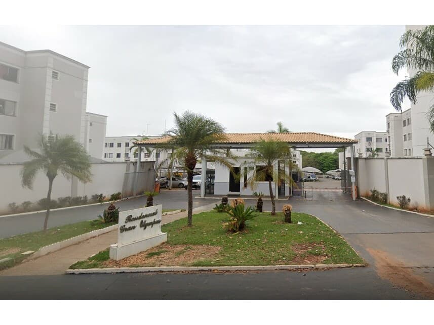 Apartamento em leilão em Aparecida De Goiânia - GO — Apartamento à venda em leilão