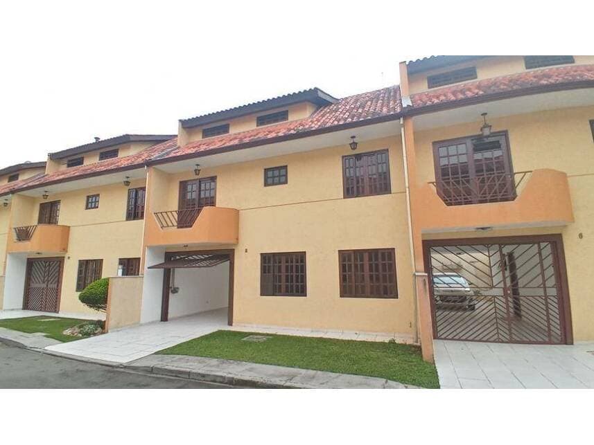 Foto 5 de 25: Casa em leilão em Curitiba - PR — Casa à venda em leilão