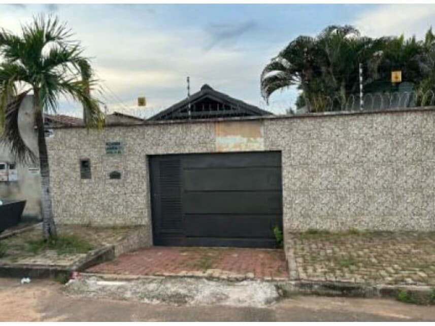 Casa em leilão em Palmas - TO — Casa à venda em leilão