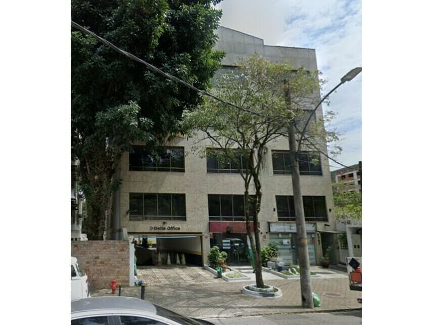 Comercial em leilão em Rio De Janeiro - RJ — Sala Comercial à venda em leilão